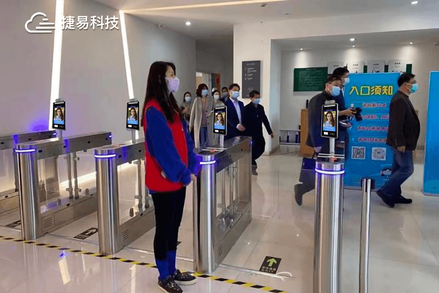 插槽x8插槽高清网站智能测温健康码核验系统可无缝接入企事业单位原有出入管理系统